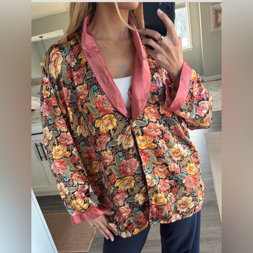 Vintage Victoria's Secret Pink Floral Sleep Shirt - Picture 2 of 6